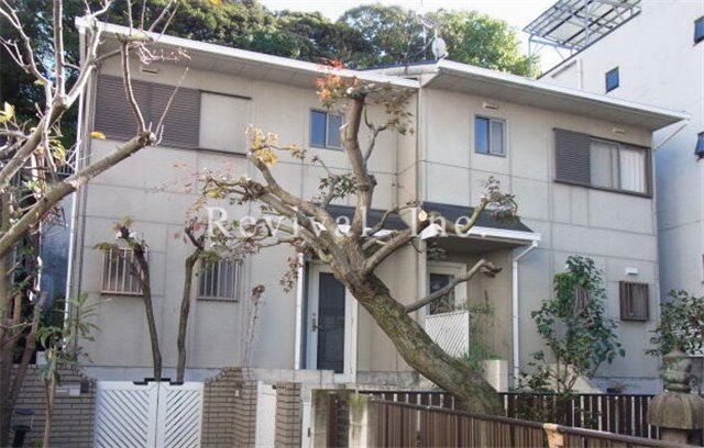 建物外観　築年数を感じさせない外観ですね