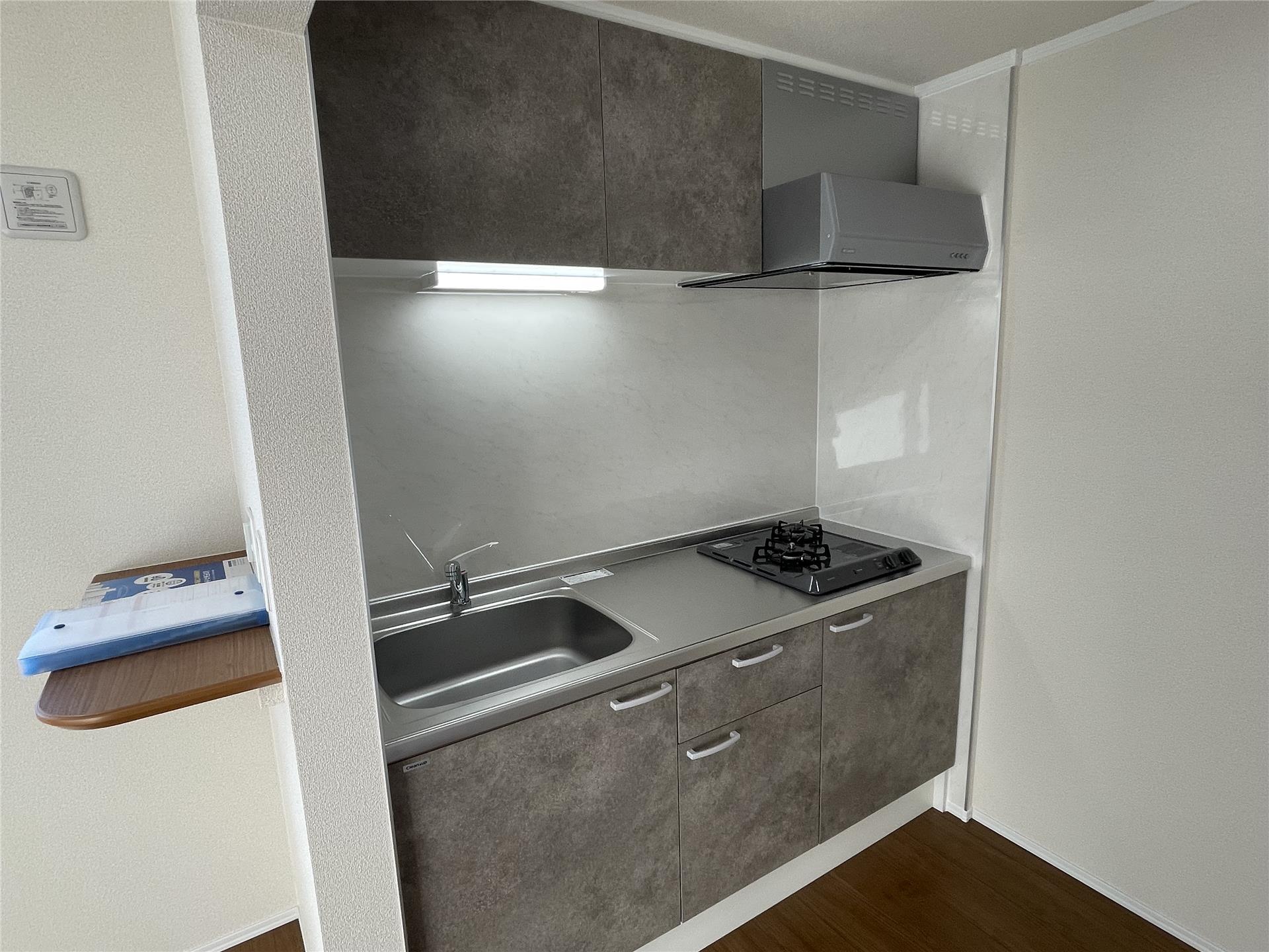 キッチン　コンロもついている使い勝手の良いキッチンです