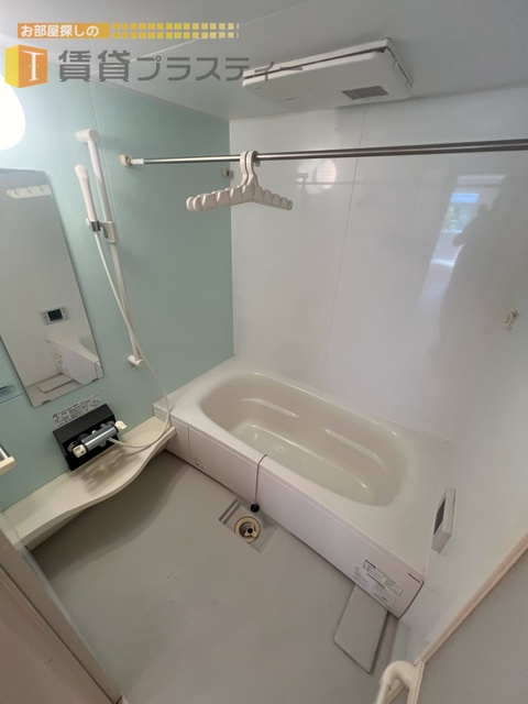 バス・シャワールーム　１坪タイプで足も延ばせます！