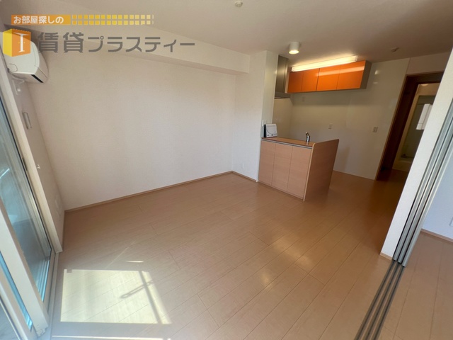 居室・リビング　広々リビング・明るいリビング！