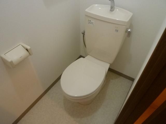 トイレ　★清潔感のあるトイレです★