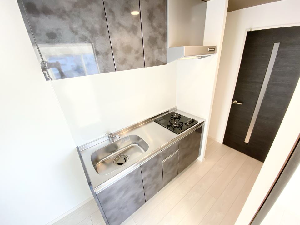 キッチン　※室内写真は３０１のも、現況優先です