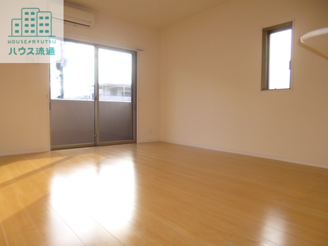 居室・リビング　※別号室※