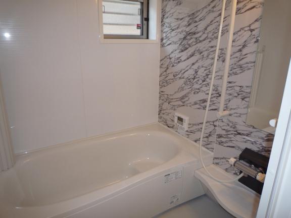 バス・シャワールーム　お風呂です