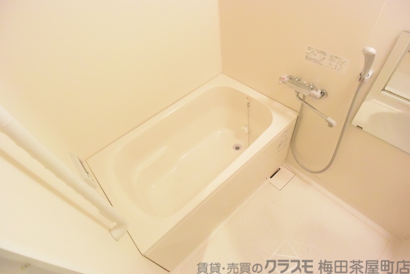 バス・シャワールーム　浴槽