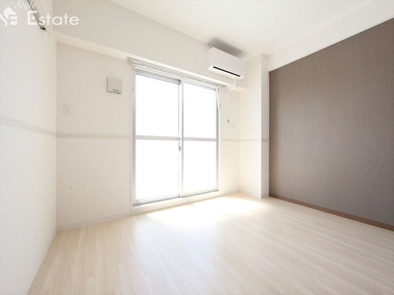 居室・リビング　内装