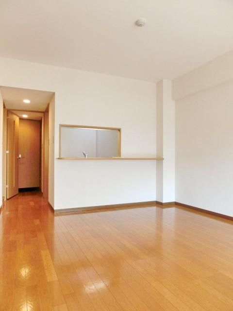 居室・リビング　広いリビング