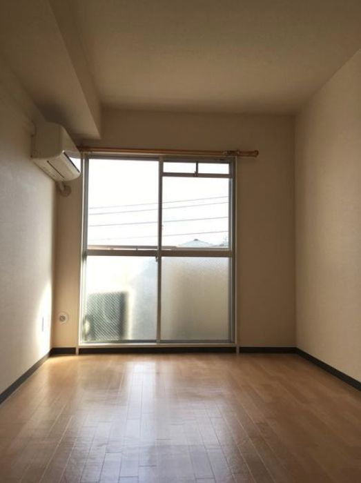 居室・リビング　お掃除がしやすいフローリングのお部屋☆(同一仕様写真)