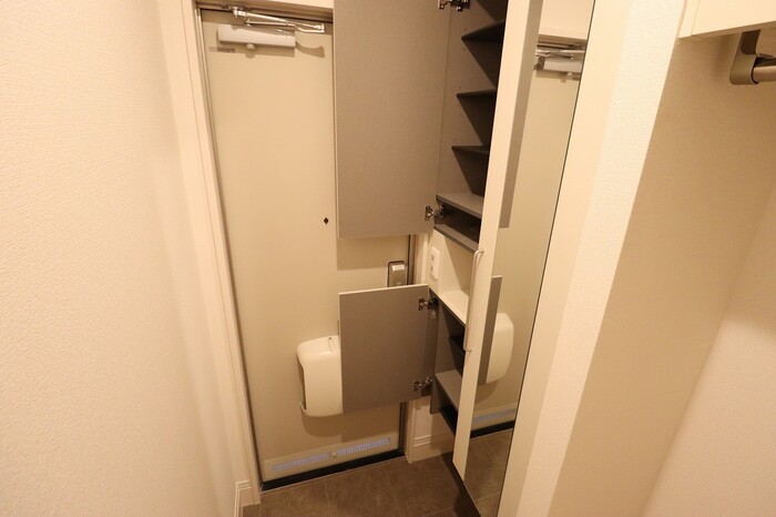 玄関　シューズボックス