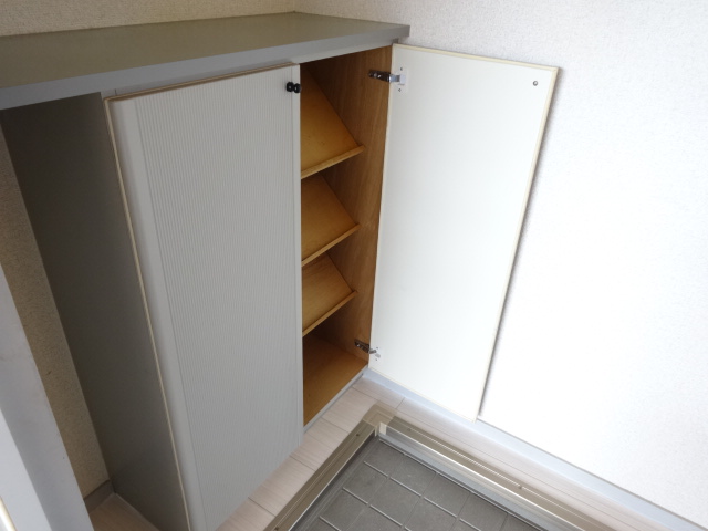 玄関　ガーデンハイツ北山I（GoodHome）