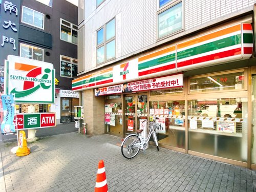 コンビニ　セブンイレブン 新宿大久保駅前店（コンビニ）まで469m