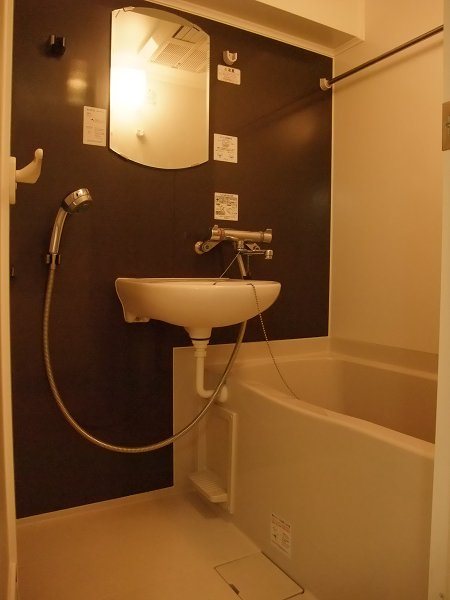 バス・シャワールーム