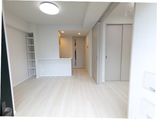 居室・リビング　インターネット無料 リビングにエアコン付、全室照明付 カウン