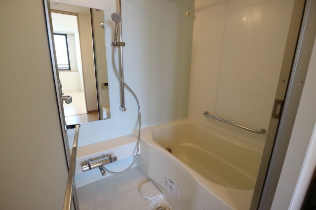 バス・シャワールーム　同一タイプです。