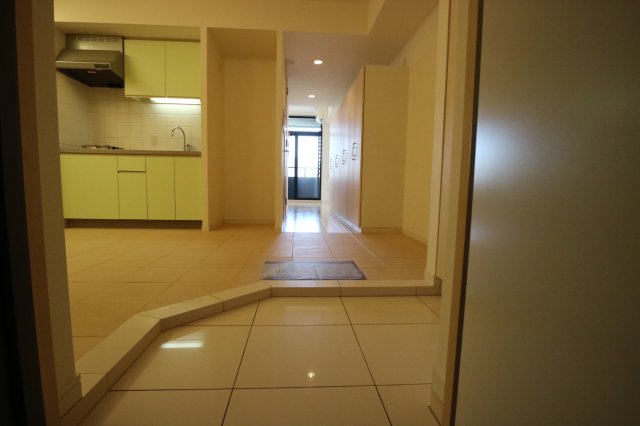 玄関　同一タイプです。