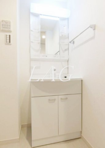 洗面設備　独立洗面台です。