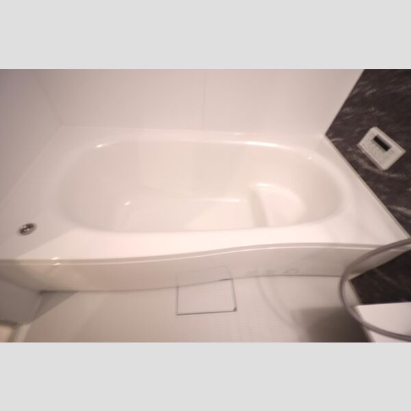 バス・シャワールーム　浴槽