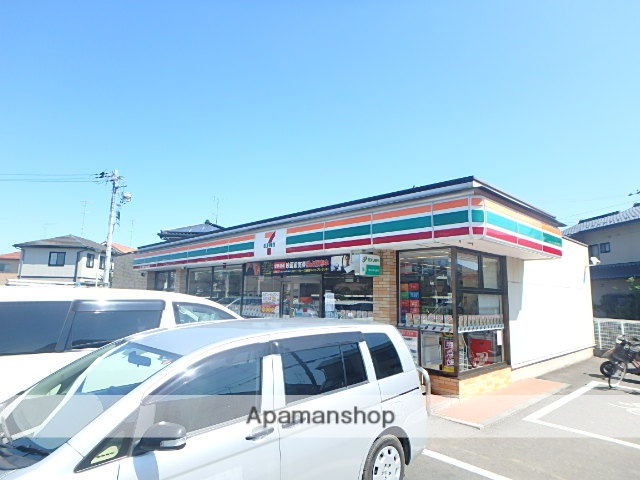 コンビニ　セブンイレブン（コンビニ）まで426m
