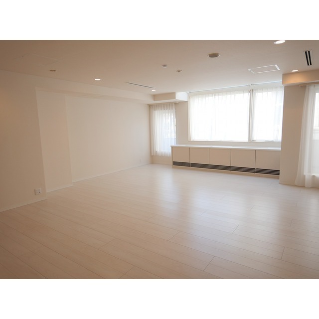 居室・リビング　同タイプ写真　※現況優先