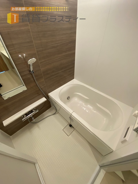 バス・シャワールーム　日々の疲れを癒して。