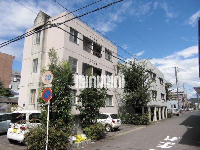 建物外観　打ちっぱなしの外観