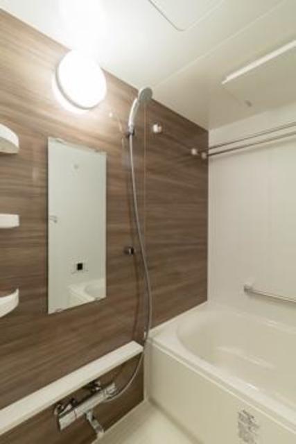 バス・シャワールーム　※写真は同タイプ住戸です。