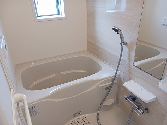 バス・シャワールーム　日々の暮らしに欠かせないお風呂です