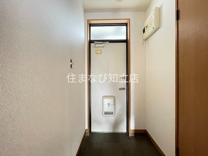 玄関　同型別部屋写真