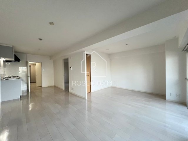 居室・リビング　同マンション別部屋：参考写真