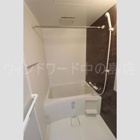 バス・シャワールーム　詳細は、ウィンドワード中の島店までご相談下さい。