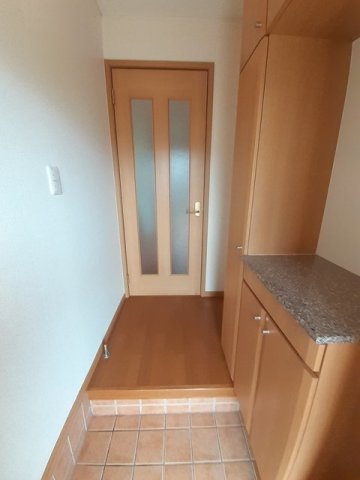 玄関　落ち着いた玄関です
