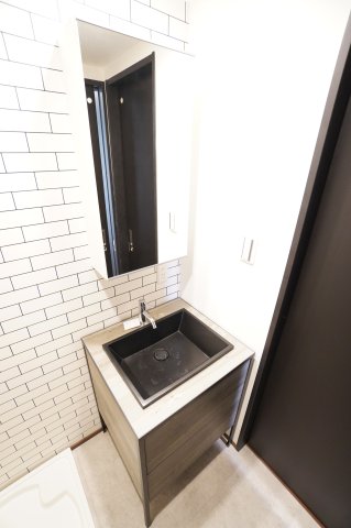 洗面設備　※同物件・同タイプの写真です。