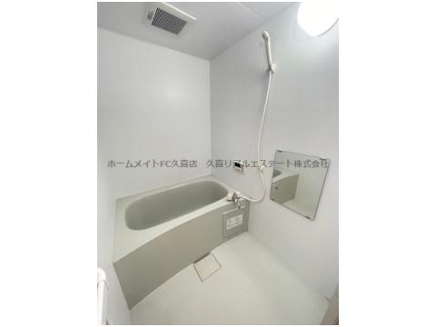バス・シャワールーム　同建物別号室