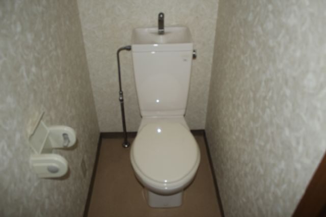 トイレ　洋式トイレです。