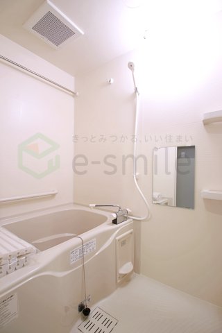 バス・シャワールーム　お風呂です