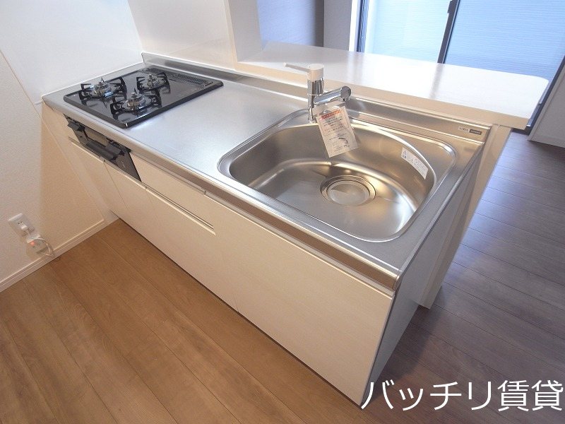 キッチン　画像は別号室タイプの為、現状を優先いたします