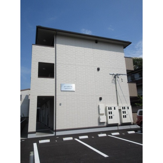 駐車場　敷地内駐車場