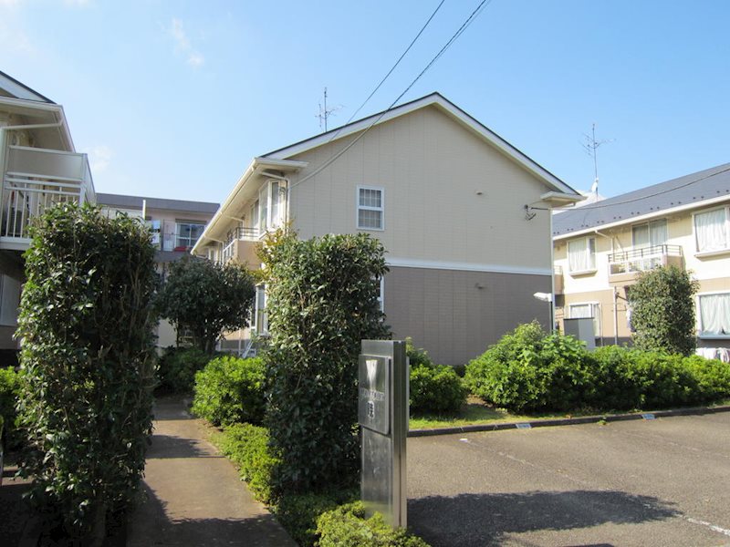 建物外観　閑静な住宅地にあるアパートです。