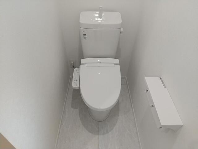 トイレ　シンプルで使いやすいトイレです