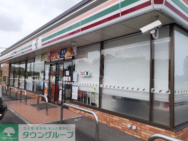 コンビニ　セブンイレブン榛東新井店（コンビニ）まで1350m
