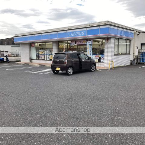コンビニ　ローソン甲西中央三丁目店（コンビニ）まで671m