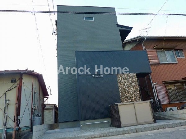 建物外観　落ち着いた雰囲気の外観です