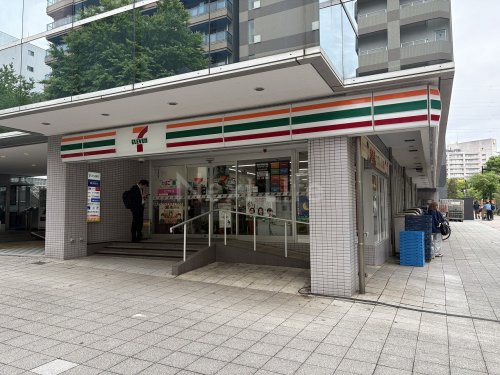 コンビニ　セブンイレブン 新横浜2丁目店（コンビニ）まで119m