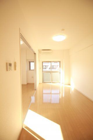 居室・リビング　（別タイプ参考写真）ロバストコート　豊島区巣鴨4