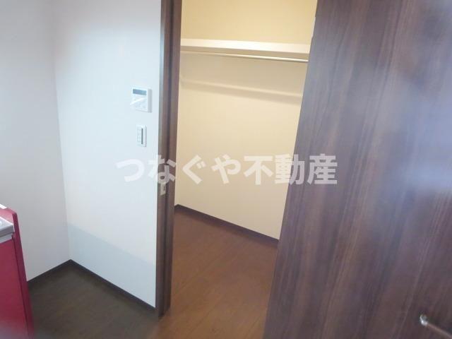 収納　エバーグリーン上池台