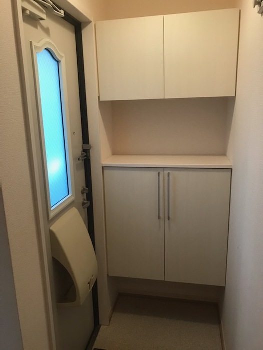 ドミール本町の玄関写真