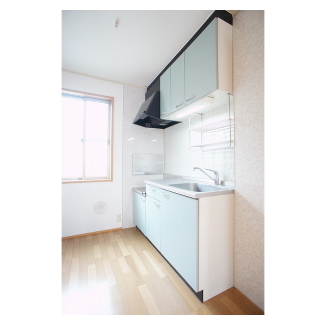キッチン　食器や調理器具を効率良く収納出来ます