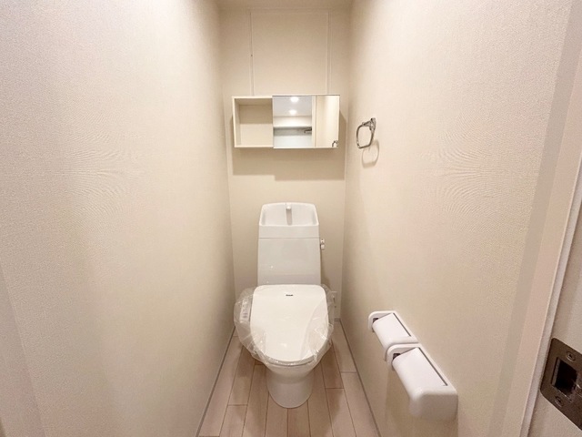 トイレ　シャワー付トイレ