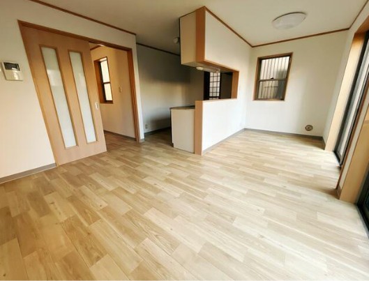 木崎三丁目貸家の居間写真