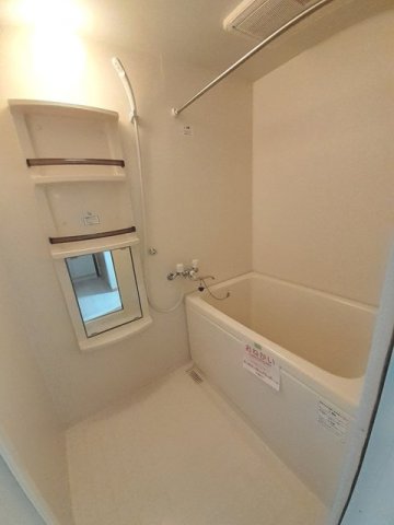 高松琴平電鉄長尾線 池戸駅 徒歩28分 2階建 築23年の風呂写真